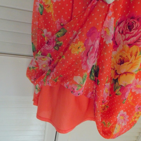 Forever 21 Dress/Top Beautiful Floral S/P Lined - Picture 2 of 4